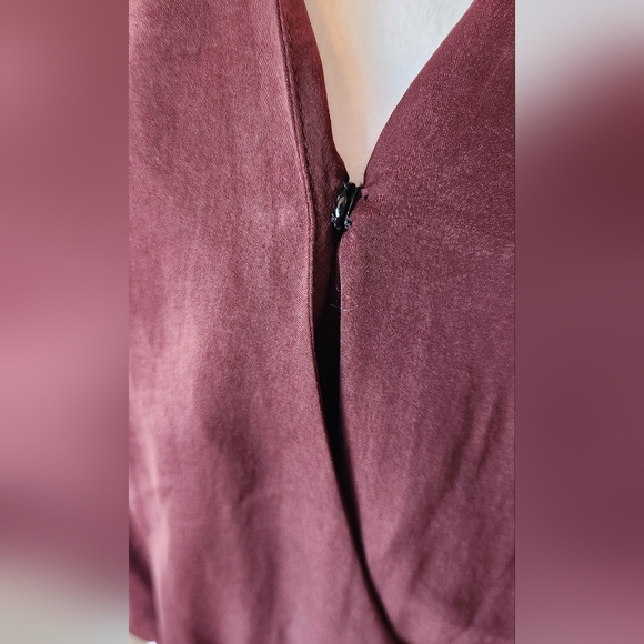 BANANA REPUBLIC ruffle neck wrap blouse Small Burgundy Deep Red - Picture 7 of 7